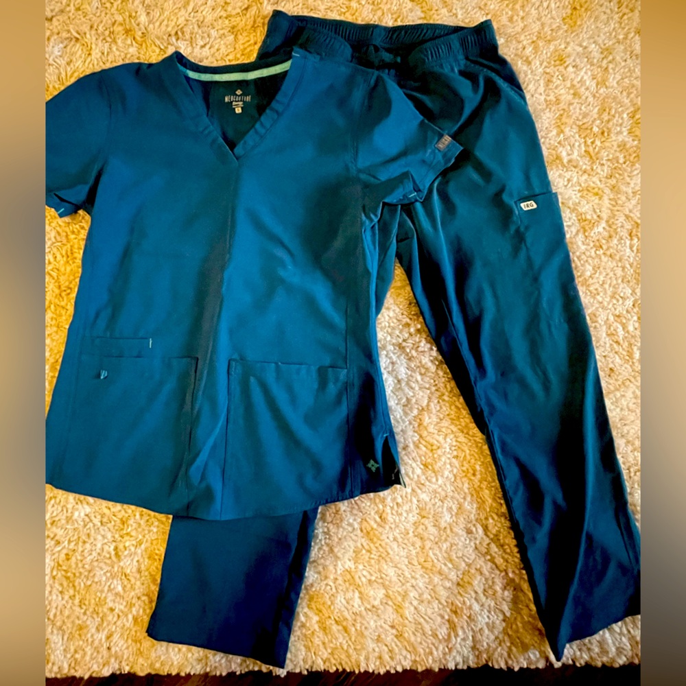 Teal Scrubs Small
